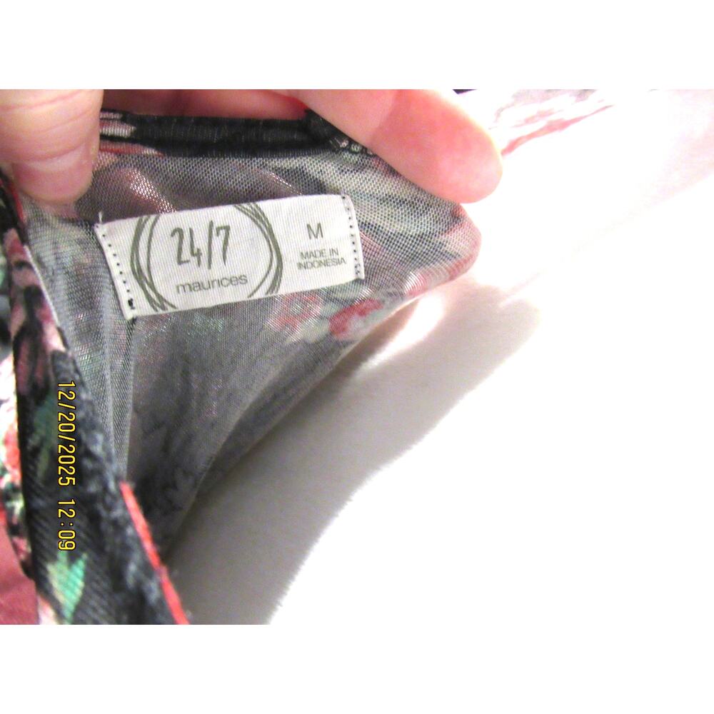 Black flower print sundress - size medium - Picture 4 of 4